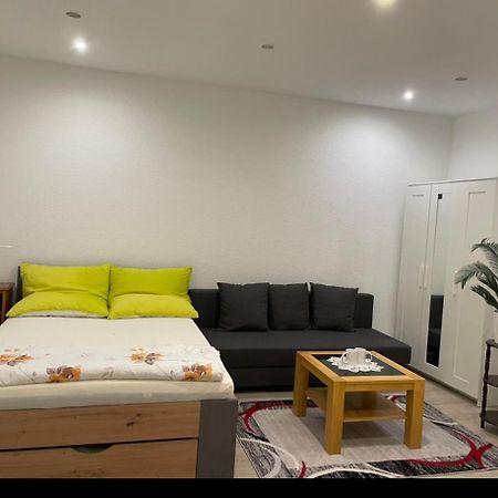 Studio Apartment Zentrum Рюссельсгайм Екстер'єр фото