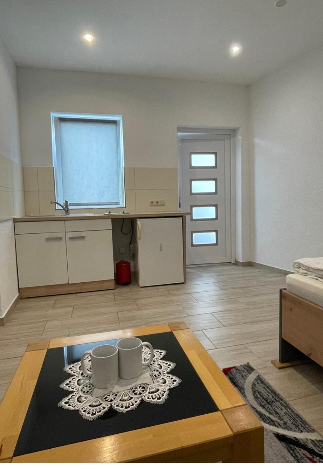 Studio Apartment Zentrum Рюссельсгайм Екстер'єр фото